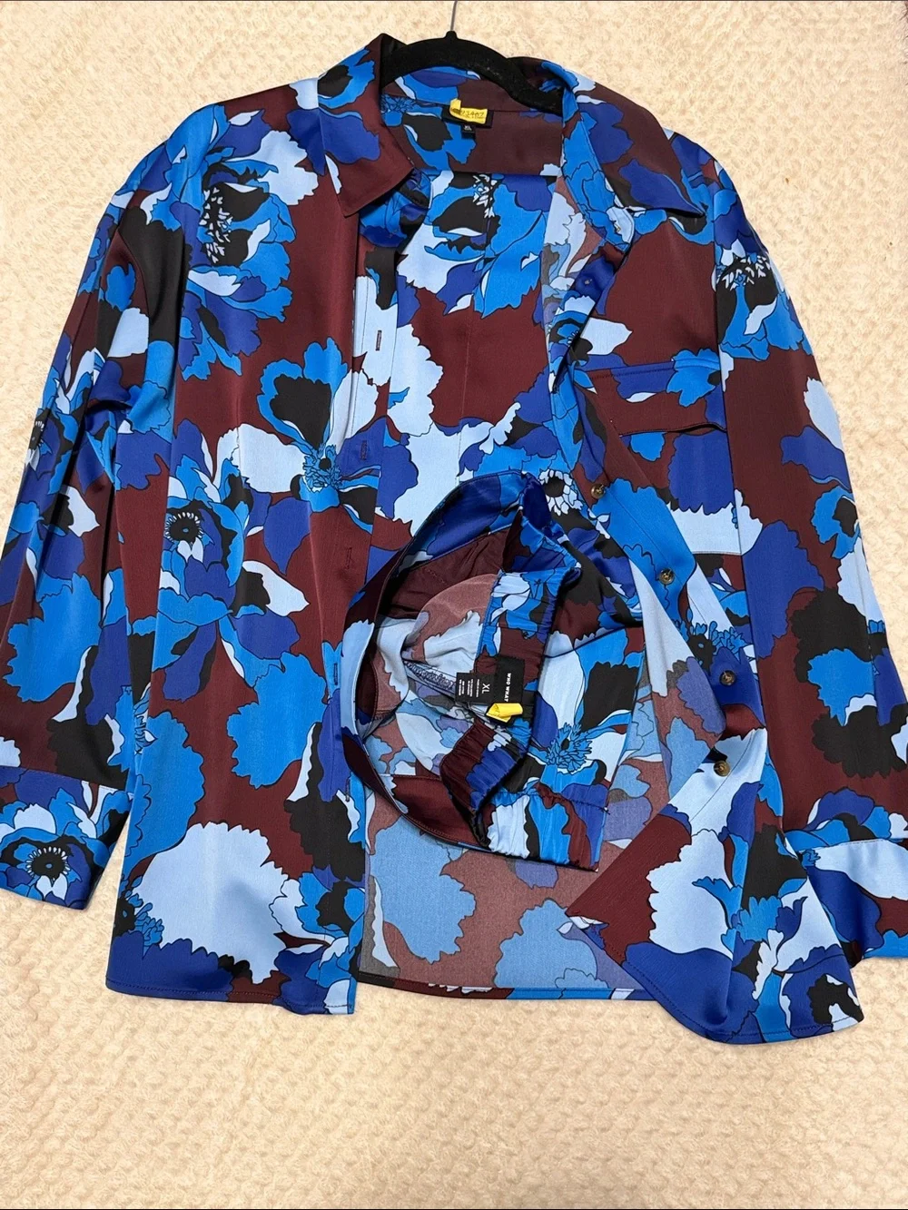 Matching set - Picture 1 of 5